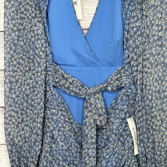 Bardot Blue Girly Ditsy Floral Ruched Open Back Mini Dress Size Large New - Picture 3 of 11